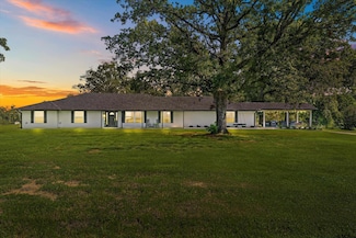 20418 Fm 16 W, Lindale, TX 75771