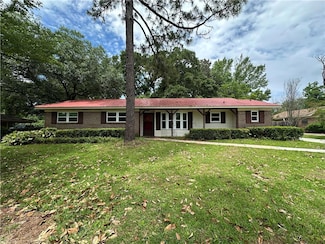 5924 Couton Dr, Mobile, AL 36693
