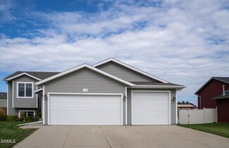 1208 Shires Dr SE, Mandan, ND 58554