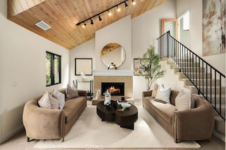 441 Goldenrod Ave, Corona Del Mar, CA 92625
