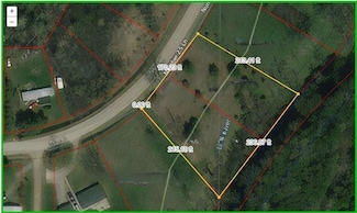 0 2 5 Rd, Menominee, MI 49858