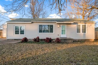 221 W 43rd St, Sand Springs, OK 74063