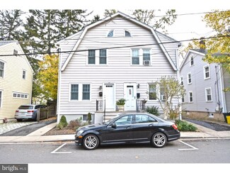 35 Pine St, Princeton, NJ 08542