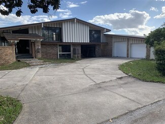 1865 SE 3rd Ct, Crystal River, FL 34429