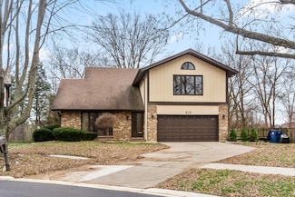410 Brad Ct, Naperville, IL 60565