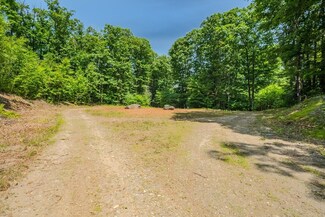 1-A Grand View Dr, Deerfield, MA 01373