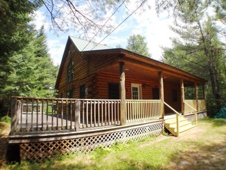 76 Brown St, Whitefield, NH 03598