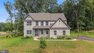 30 Acorn Dr, Elizabethtown, PA 17022