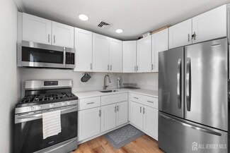 124 Third St, Middlesex, NJ 08446