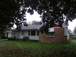 827 Grace St, Waupun, WI 53963