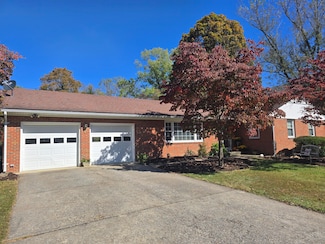 106 Parkview Ave, Covington, VA 24426