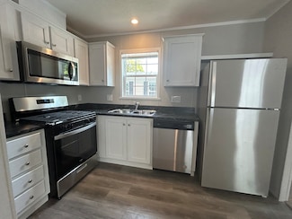 2476 Pajot Rd Unit 32, Kawkawlin, MI 48631