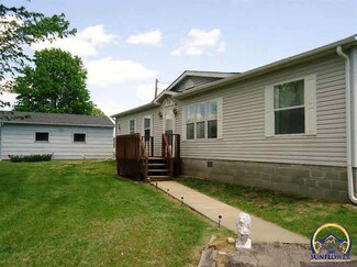 226 W Cherokee St, New Strawn, KS 66839