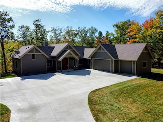 11299 Seagull Ln, Hayward, WI 54843