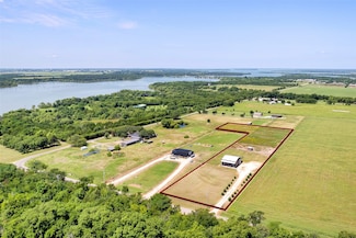 855 Buck Creek Rd, Tioga, TX 76271