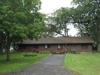 N3123 Lake Shore Dr, Markesan, WI 53946