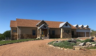 117 Hawkwood Ct, Comanche, TX 76442
