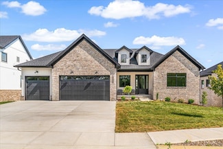 546 Saffron Ln, Versailles, KY 40383