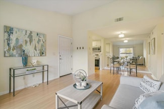 5973 Lake Almanor Dr, San Jose, CA 95123