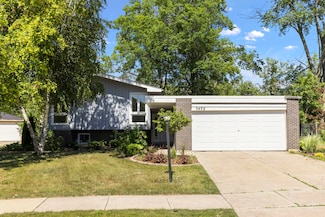 5452 Natalie Dr, Oak Forest, IL 60452