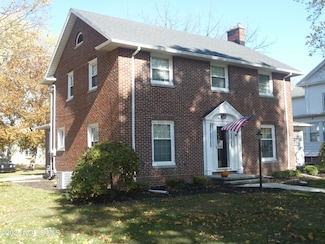 124 Bond St, Pemberville, OH 43450