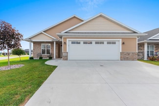 4884 Wyld Berry Way, Hobart, WI 54155
