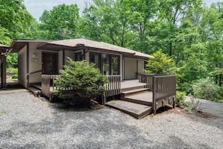 123 Manor Rd, Clinton, TN 37716