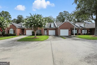 17 Summerhill Dr, Toccoa, GA 30577