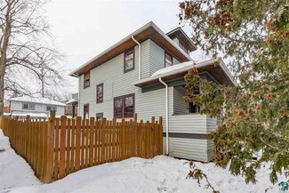 1919 E 7th St, Duluth, MN 55812