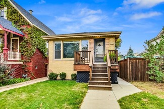 1135 S East Ave, Oak Park, IL 60304