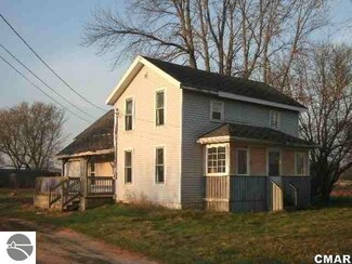 6075 Lincoln Rd, Elwell, MI 48832