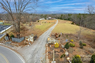 9 Eller Ford Rd, Weaverville, NC 28787