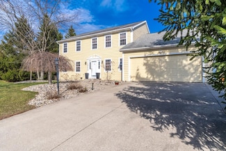 10909 Bittersweet Dells Ln, Fort Wayne, IN 46814