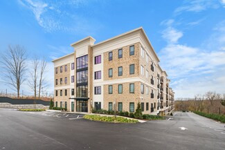 5545 Park Ave Unit 221, Fairfield, CT 06825