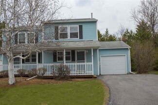12 Arthur Ct, South Burlington, VT 05403