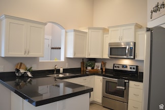 1921 N Crest Rd, Saratoga Springs, UT 84045