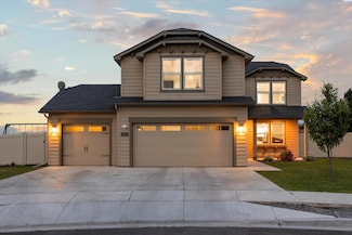 3063 S Dawes Place, Kennewick, WA 99338