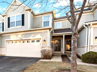 319 Robin Glen Ln, South Elgin, IL 60177