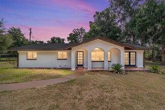 2780 NE 120th St, Anthony, FL 32617