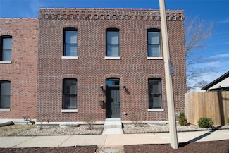 2721 Mcnair Ave, St. Louis, MO 63118