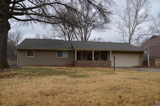 1529 SW Brooklyn Ave, Topeka, KS 66611
