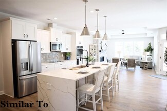 1032 NW Creekside Dr, Waukee, IA 50263