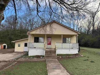 634 Vernel St, Hot Springs National Park, AR 71901