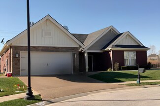 2238 Woodstone Ct, Utica, KY 42376
