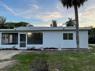 2121 Mark Ave, Punta Gorda, FL 33950