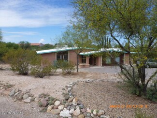 10742 E Avenida Hacienda, Tucson, AZ 85748