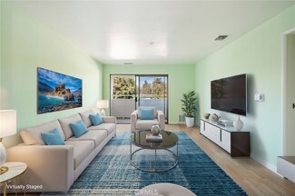 7254 Vassar Ave Unit 303, Canoga Park, CA 91303