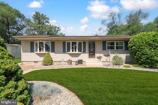 656 Windsor Ave, Maple Shade, NJ 08052