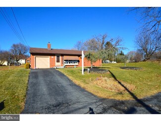 132 Siegfried Ave, Nazareth, PA 18064