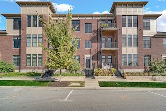 204 Campbell St Unit 301, Valparaiso, IN 46385